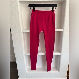 NUX 3x2 Leggings in Punch Pink
